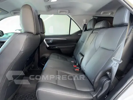 Hilux SW4 SRX platinum