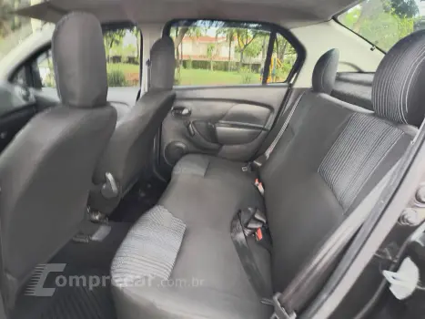 LOGAN 1.0 Authentique 16V