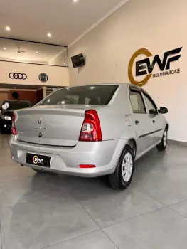 LOGAN Authentique Hi-Flex 1.0 16V 4p