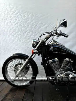 HONDA SHADOW 750
