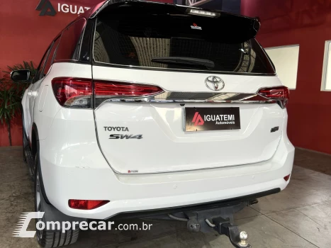 HILUX SW4 2.7 SR 4X2 16V FLEX 4P AUTOMÁTICO
