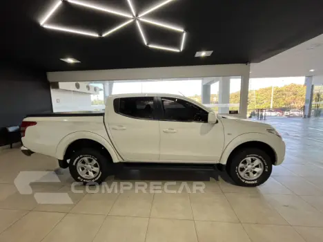 L200 TRITON 2.4 16V Turbo Sport GLS CD 4X4
