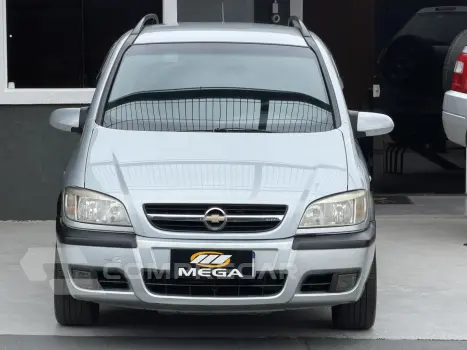 ZAFIRA 2.0 MPFI ELEGANCE 8V FLEX 4P AUTOMÁTICO