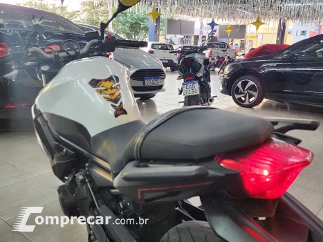 XJ6 N ABS