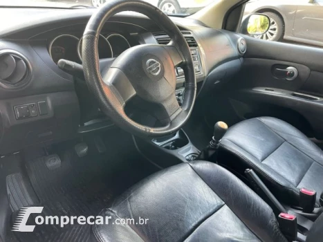 GRAND LIVINA - 1.8 S 16V 4P MANUAL