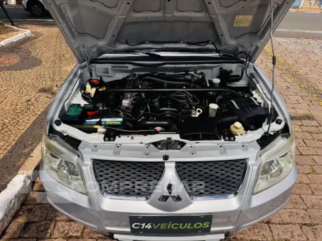 Pajero TR4 2.0/ 2.0 Flex 16V 4x4 Aut.