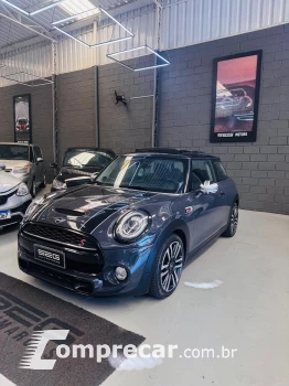MINI COOPER S 2.0 Turbo 16v 3p Aut. 2 portas