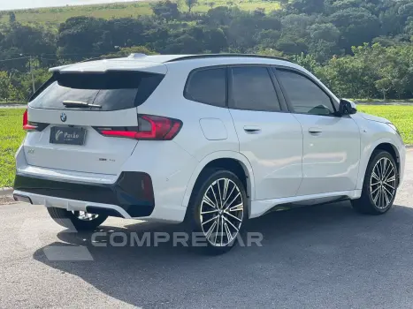 X1 2.0 16V Turbo Activeflex Sdrive20i M Sport