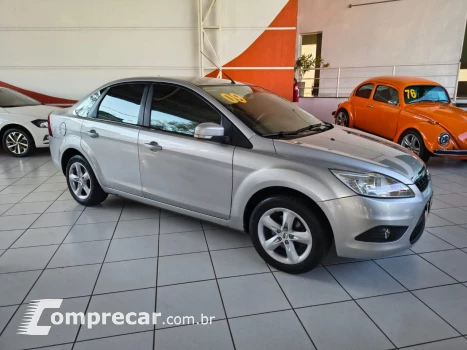 Focus Sedan 2.0 16V 4P GLX AUTOMÁTICO