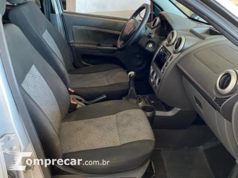 FIESTA HATCH - 1.6 MPI HATCH 8V 4P MANUAL