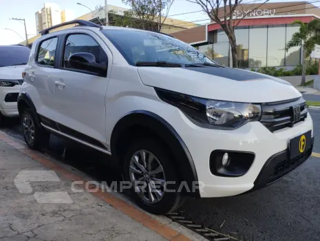 Fiat Mobi 1.0 4P FLEX FIRE FLY TREKKING 4 portas