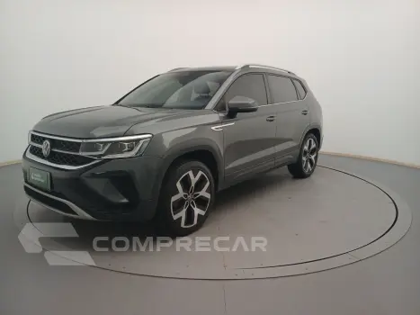Volkswagen TAOS 1.4 250 TSI TOTAL FLEX HIGHLINE AUTOMÁTICO 4 portas