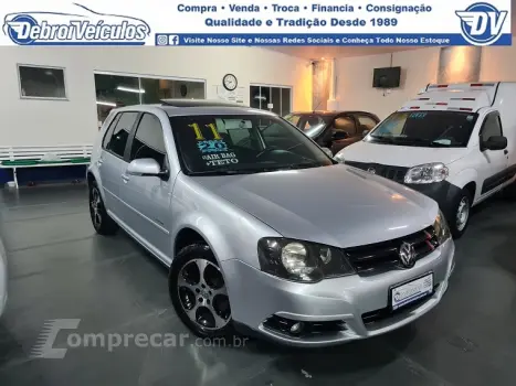 Volkswagen GOLF 2.0 MI Comfortline 8V 4 portas