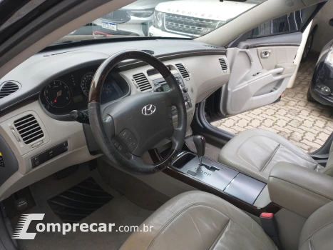 AZERA 3.0 MPFI GLS V6 24V