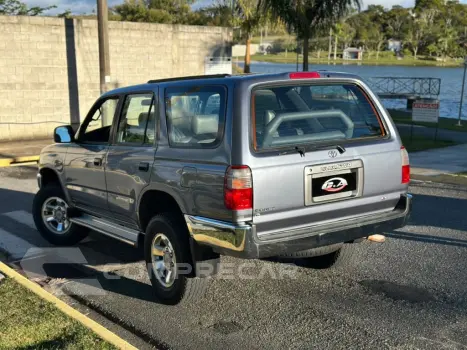 HILUX SW4 2.7 4X4 16V GASOLINA 4P MANUAL
