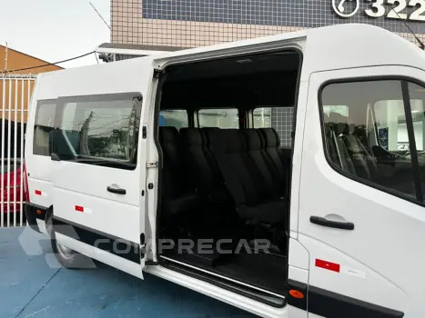 Master 2.3 dCi Executive Longo 16L Dies