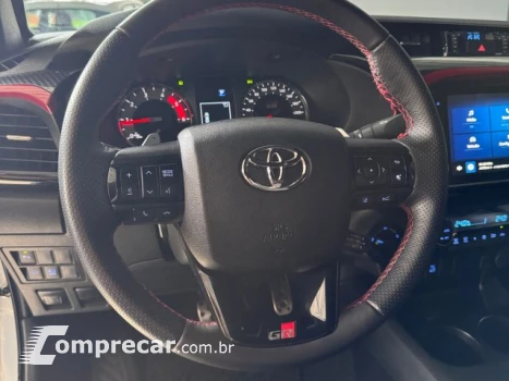 HILUX - 2.8 D-4D TURBO CD GR-S 4X4 AUTOMÁTICO