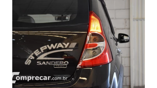 SANDERO - 1.6 STEPWAY 16V 4P MANUAL