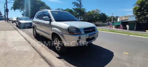 TUCSON 2.0 MPFI GLS 4X2 16V 143cv 2WD