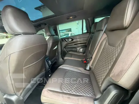 Commander 2.0 16V 4P TD380 OVERLAND 4X4 TURBO DIESEL AUTOMÁT