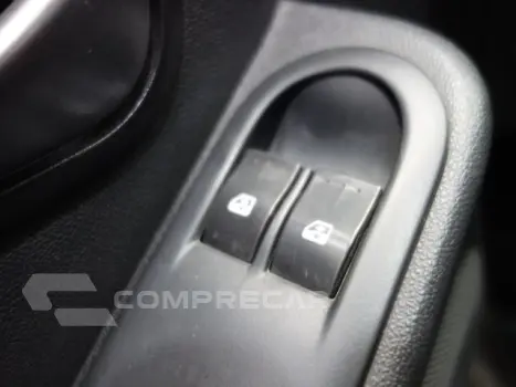 SANDERO - 1.6 SL STEPWAY RIP CURL 16V 4P MANUAL