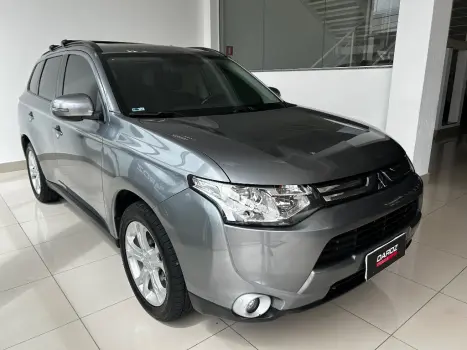 Mitsubishi OUTLANDER 2.0 16V 160cv Aut. 4 portas