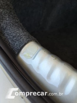 VOYAGE 1.0 12V MPI Totalflex