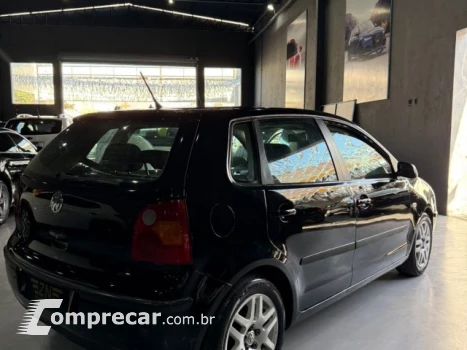 POLO - 1.6 MI 8V 4P MANUAL