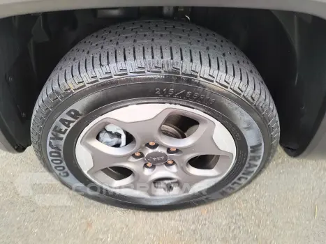 RENEGADE 2.0 16V Turbo Sport 4X4