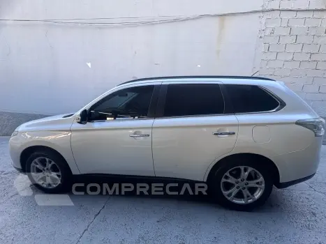 OUTLANDER 3.0 GT 4X4 V6 24V