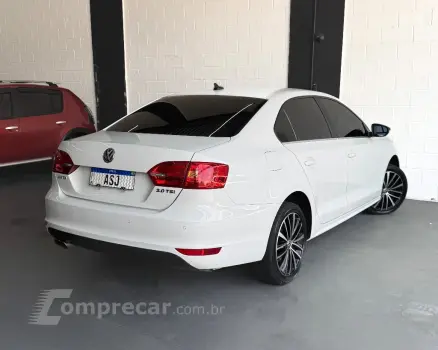 JETTA Highline 2.0 TSI 16V 4p Tiptronic