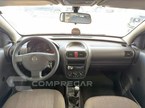 CORSA 1.4 MPFI Maxx Sedan 8V