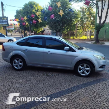 Focus Sedan 2.0 16V/2.0 16V Flex 4p