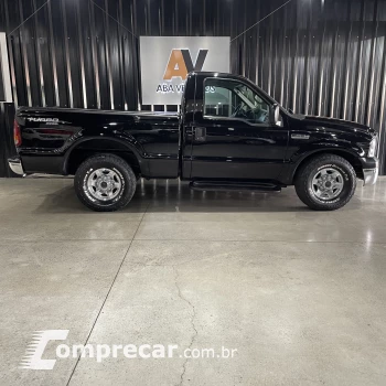 F-250 4.2 XLT 4X2 CS V6
