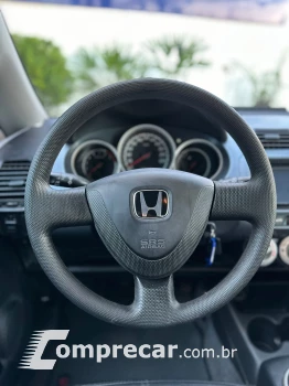 Honda FIT 1.4 LX 16V 4 portas