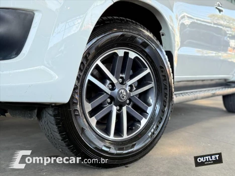 HILUX SW4 3.0 SRV 4X4 7 LUGARES 16V TURBO INTERCO