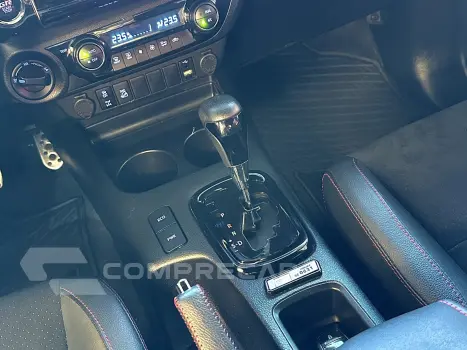HILUX 2.8 D-4D TURBO DIESEL CD GR-S 4X4 AUTOMÁTICO