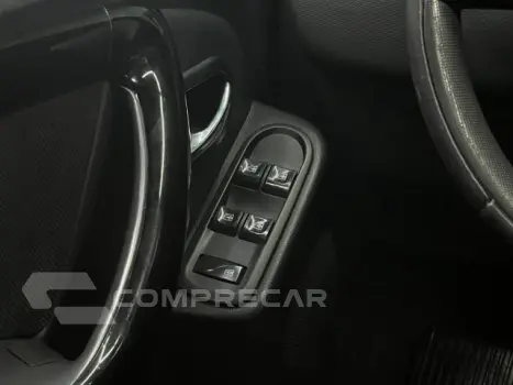 DUSTER - 2.0 DYNAMIQUE 4X2 16V 4P AUTOMÁTICO