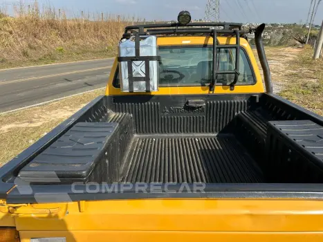 L200 2.5 Savana 4X4 CD 8V Turbo