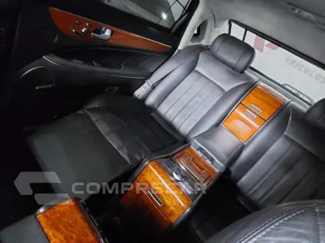 EQUUS - 4.6 V8 SEDAN 4P AUTOMÁTICO