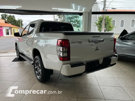 L200 TRITON 2.4 16V TURBO DIESEL SPORT HPE-S CD 4P 4X4 AUTOM