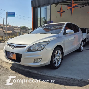 Hyundai i30 2.0 16V 145cv 5p Aut. 4 portas