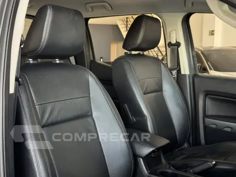 Ranger 3.2 20V CABINE DUPLA 4X4 LIMITED TURBO DIESEL AUTOMÁT
