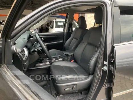 Hilux SW4 SRX 4x4 2.8 TDI 16V Dies. Aut.