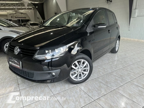 Volkswagen FOX 1.6 MI Trendline 8V 4 portas
