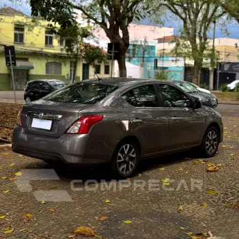 VERSA 1.6 16V Unique