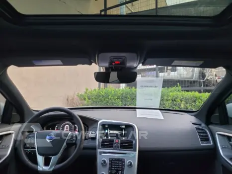 XC60 2.4 D5 Momentum AWD