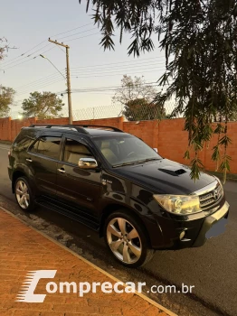 HILUX SW4 3.0 SRV 4X4 7 Lugares 16V Turbo Intercooler