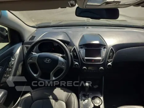 ix35 2.0 16V 170cv 2WD/4WD Aut.