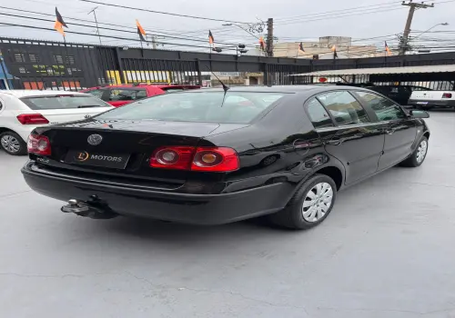POLO SEDAN 1.6 MI 8V